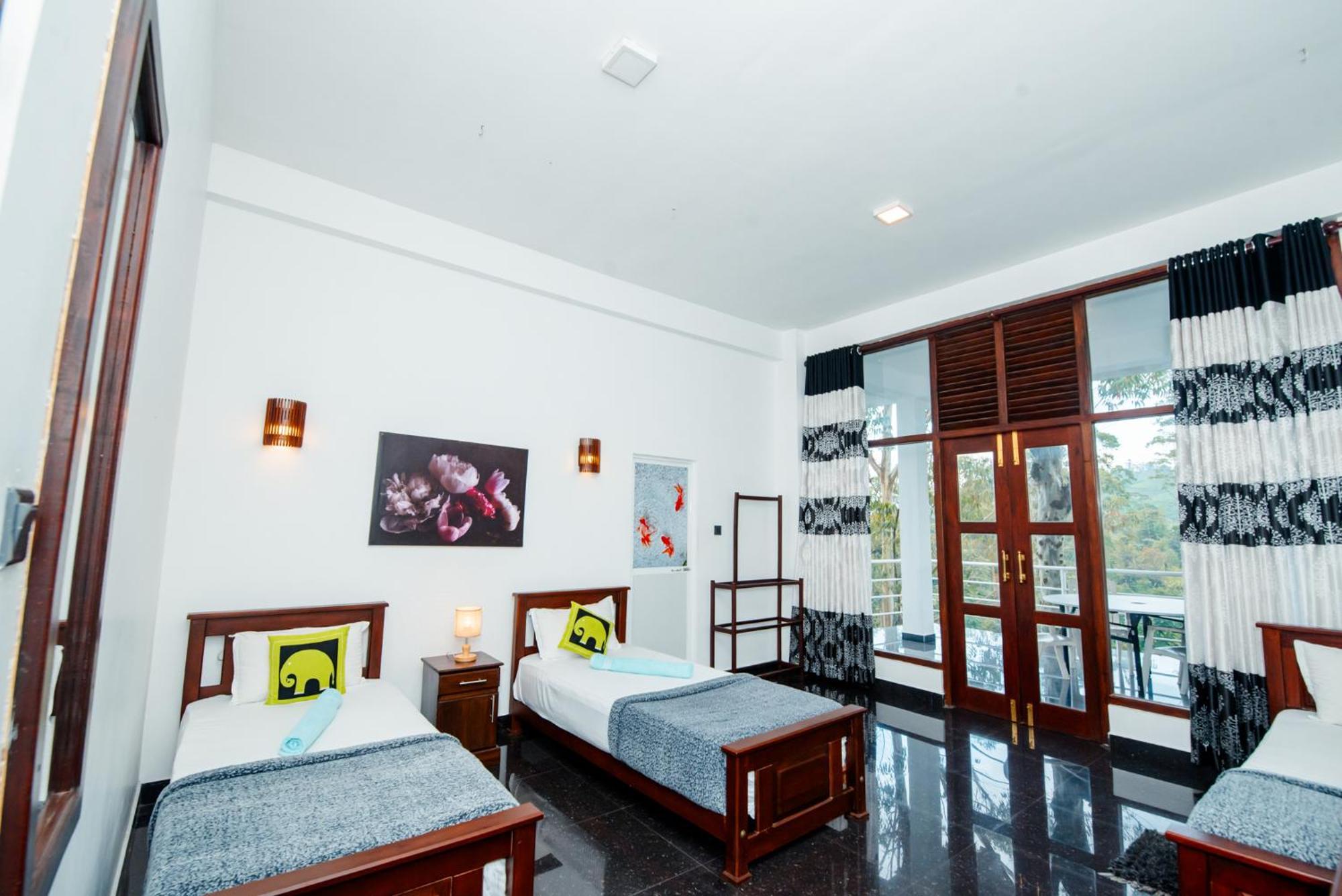 Adams Peak Inn Nallathanniya Buitenkant foto