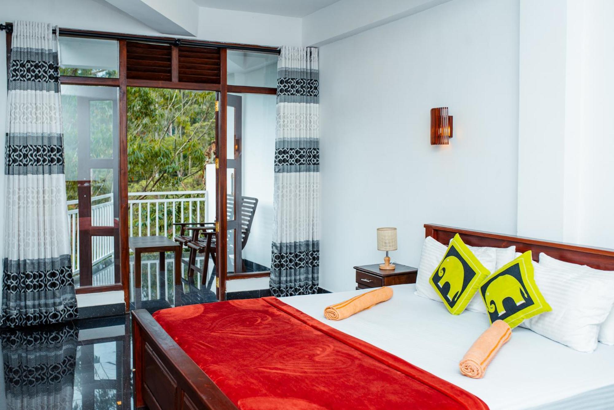 Adams Peak Inn Nallathanniya Buitenkant foto